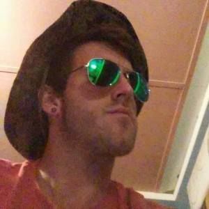 Meet your Posher, Travis